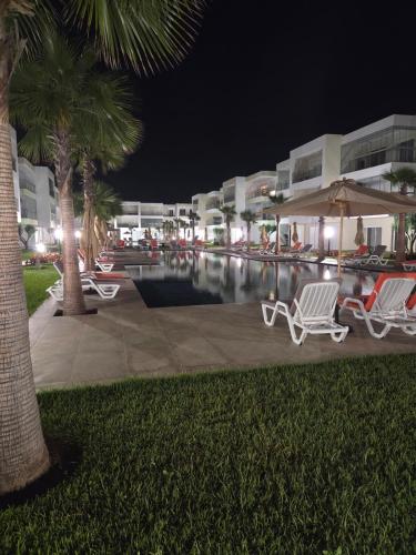 Cozy apartment with pool view in Sidi Rahal
