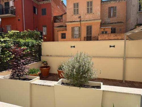 Apartment with Terrace Colosseum in Celio