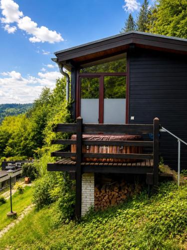Luxus-Gästehaus mit Sauna, Kamin & exklusivem Paarbereich in Neubulach, Deutschland