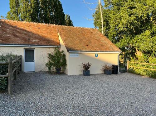 Gîte avec vue imprenable sur la campagne (Gite avec vue imprenable sur la campagne) in Saint-Calez-en-Saosnois