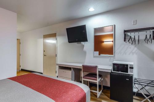 Motel 6-Mcalester, OK in McAlester, USA