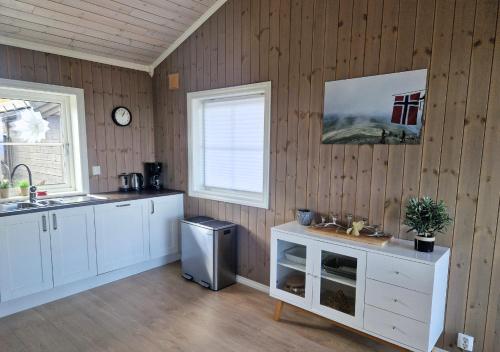 Seadmed, Mountain Ski Cabin with Sauna & Scenic Views in Vradal