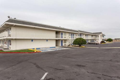 Motel 6-Albuquerque, NM - South - Airport