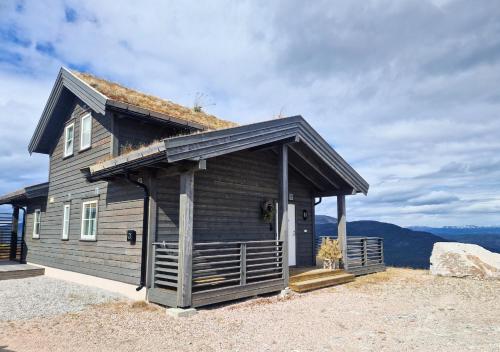 Hotelli välisilme, Mountain Ski Cabin with Sauna & Scenic Views in Vradal