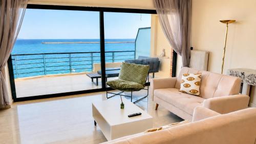 Seafront Luxury Apartment