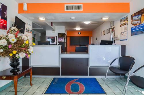 Előcsarnok, Motel 6 Mitchell, SD in Mitchell (Dél-Dakota)