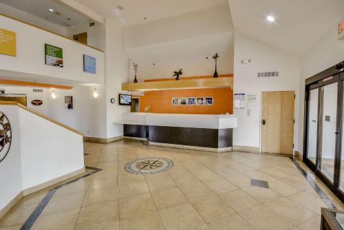 Entrance, Motel 6 Katy, TX - Houston in Houston (TX)