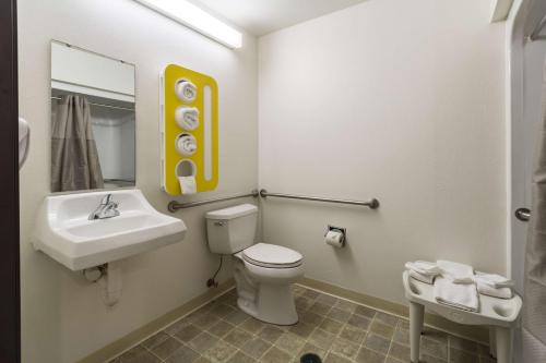 Motel 6-Huron, OH - Sandusky in Huron, USA
