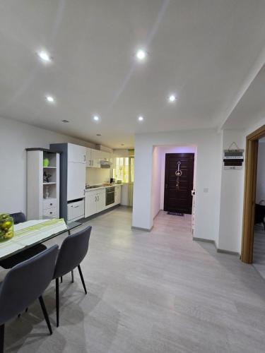 Modernes-Stadt-Apartment in Hessisch Lichtenau