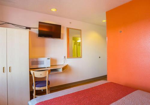 Motel 6-Bernalillo, NM in Bernalillo, USA