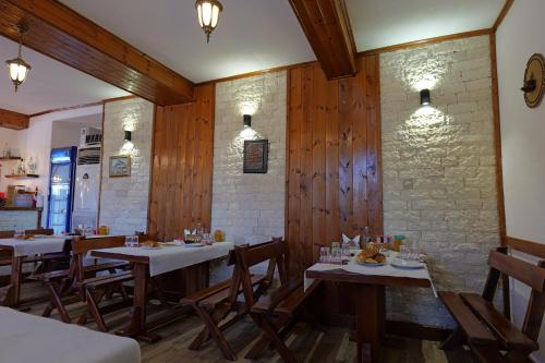 Eten en drinken, Hotel Demaj in Berat