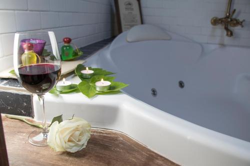 La Moncloa de San Lazaro La Moncloa de San Lazaro