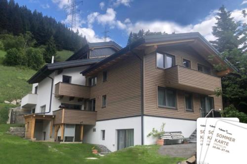 Haus Pitzi inkl Sommer Card Premium in Sankt Anton am Arlberg, Österreich