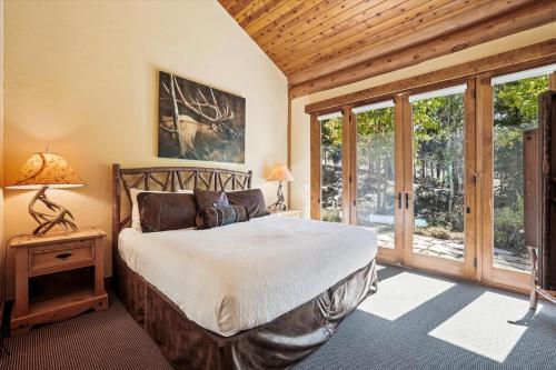 Rubywood, Hot Tub, Best Views on Baldy Mountain, Close to Shuttle in Sally Barber