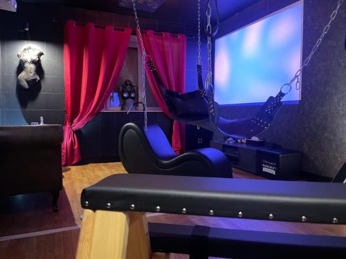 Cosy love et spa-tentation loveroom in Raincourt