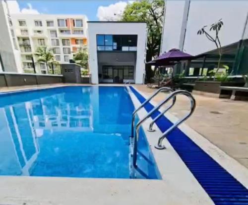 Sunny Charm Studio Wi-fi & Netflix – khách sạn tại Nairobi