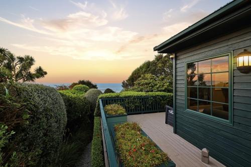 A szálláshely kívülről, Private seaside couples hideaway in Ahuriri Flat