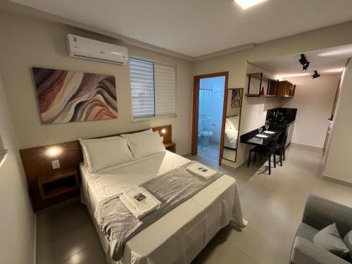 BH Suites 03-301 - 1 bedroom apartment Serra - 10 min from Savassi – khách sạn tại Funcionarios