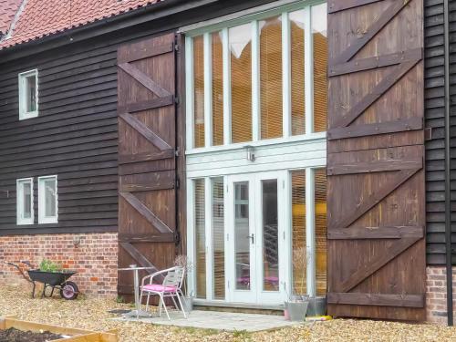 Hotelli välisilme, Holly Barn in Fundenhall