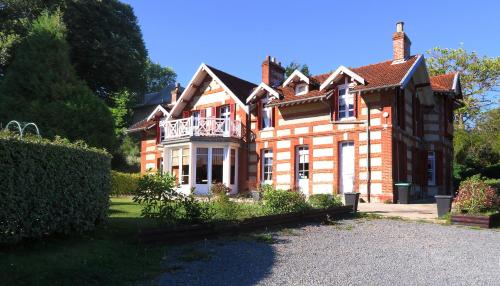 La Villa des Rosiers - Chambre d'hôtes - Cricqueboeuf