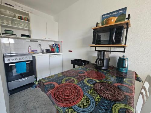 Appartement lumineux avec balcon et parking à Villers-sur-Mer - FR-1-712-97 (Appartement lumineux avec balcon et parking a Villers-sur-Mer - FR-1-712-97) in Віллєр-сюр-Мер