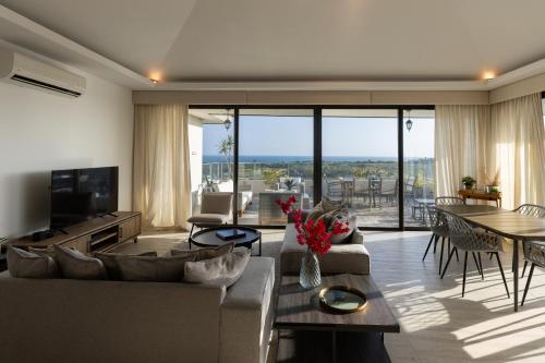 The Ventura Penthouse by AcoModo Casamar in Las Uvas