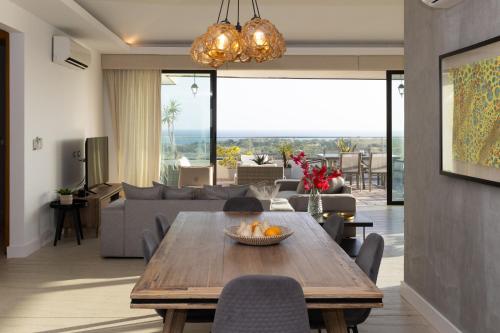 The Ventura Penthouse by AcoModo Casamar in Las Uvas