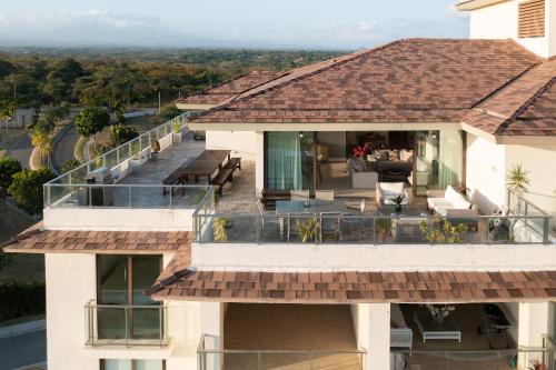 The Ventura Penthouse by AcoModo Casamar in Las Uvas