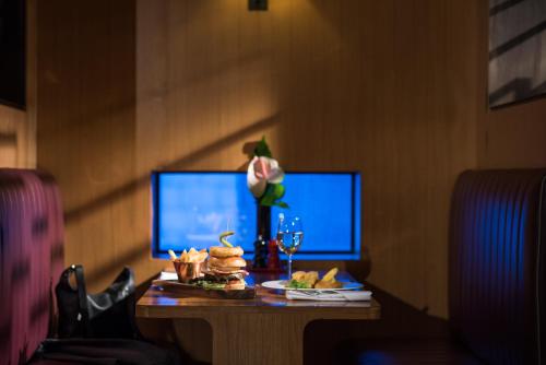 The Fitzwilliam Hotel Belfast - main image