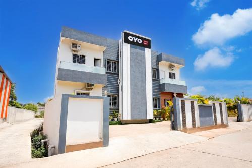 . Hotel O 91972 Hotel Elite