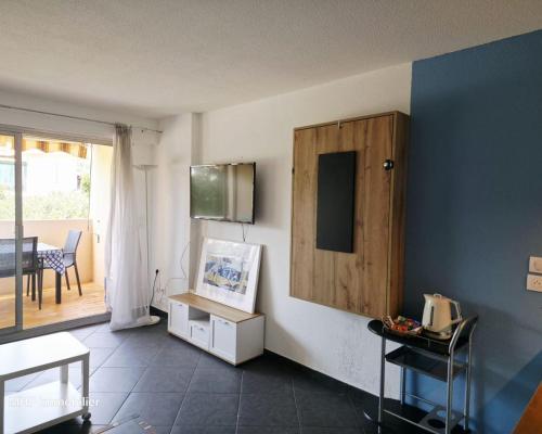 Shared lounge/TV area, Studio Azzuro in Les Breguieres