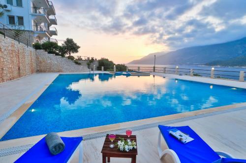  Lotus Apartment in Kaş