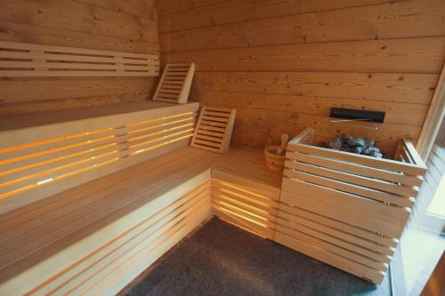 Sauna, Orobie Alps Resort in Roncobello
