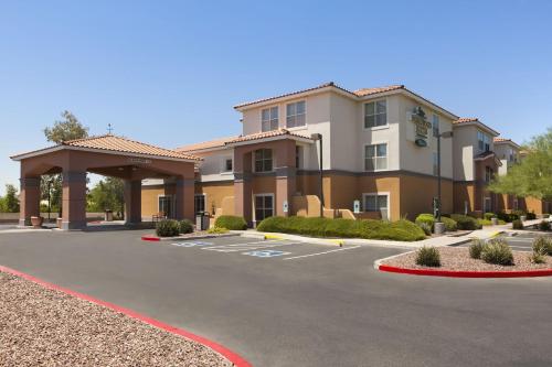 Metro Scottsdale Extended Stay – Scottsdale, AZ