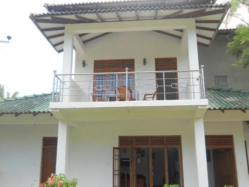 Sunset Tourist Home, Polonnaruwa
