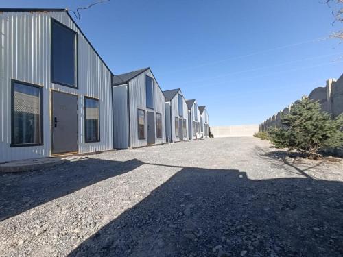 Naryn Barnhouses