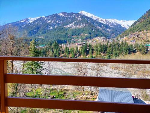 Himalayan Lotus Boutique Home Stay - Manali
