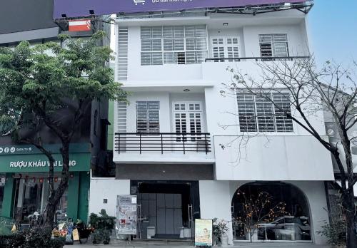 Exterior view, Japanese Sleep Box Da Nang Airport  near Da Nang Central Bus Station