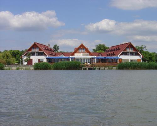 Hotelpension Juventus, Unterkunft in Velence