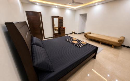 Four Season Guest House - image 9