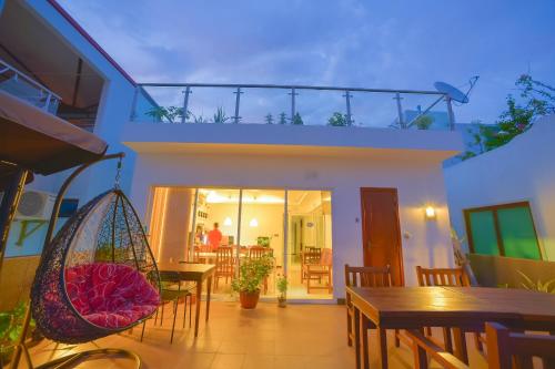 Lobby, Hathaa Beach Maldives in Male City and Airport