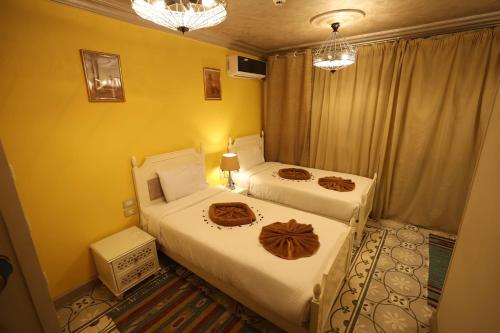Eileen Hotel Room Type - Standard Twin Room