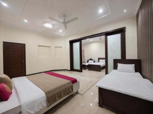 Four Season Guest House - image 10