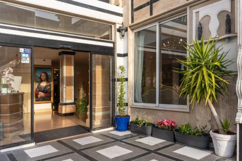 HOTEL ROYAL Paris Ivry in Ivry-sur-Seine