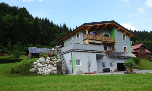 Haus Kölch, Unterkunft in Lackenhof