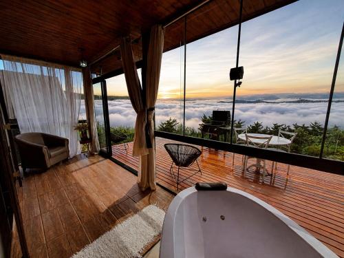 Chalé Acima das Nuvens 1 com Hidro – khách sạn tại Parque Rancho Alegre