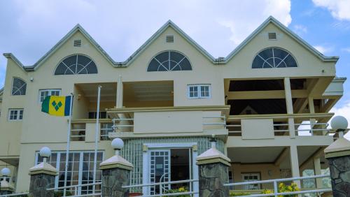 New Montrose Hotel
