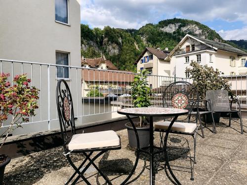 ทัศนียภาพภายนอกโรงแรม, Hotel Rebstock Meiringen in ไมริงเง็น
