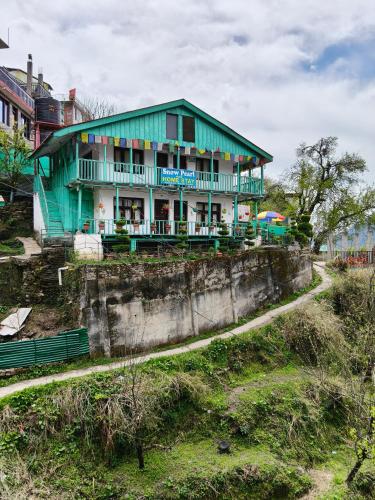 Snow Pearl B&B Homestay in Tibetan Colony