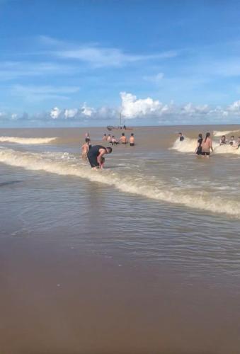 Nha khach trung tam giao duc bai c sam son in Thanh Hoá / Sầm Sơn Beach
